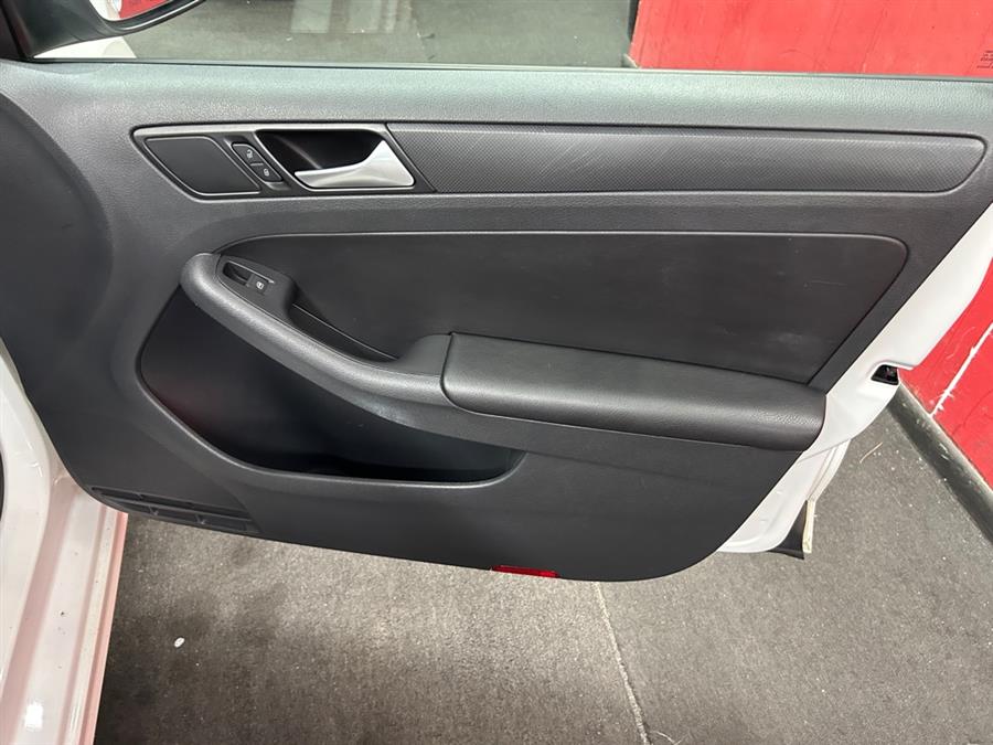 2014 Volkswagen Jetta SE photo