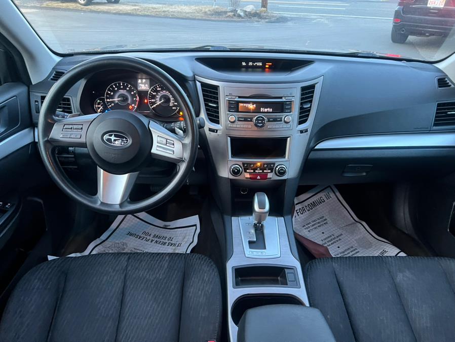 2011 Subaru Outback 2.5i photo