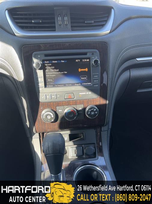 2016 Chevrolet Traverse LT AWD 4dr SUV w/1LT photo