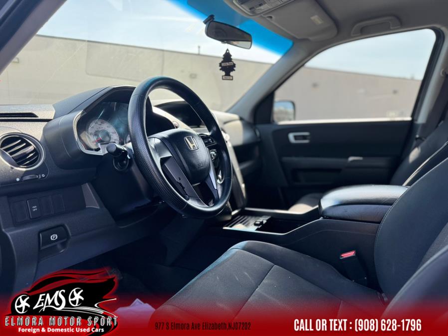 2011 Honda Pilot LX photo