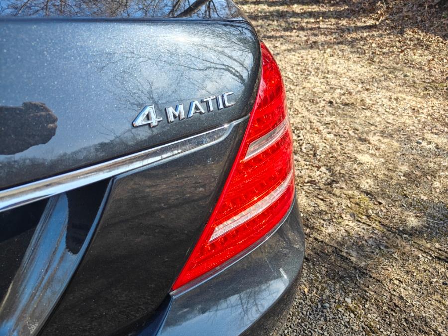 2013 Mercedes-Benz S-Class S550 4MATIC photo