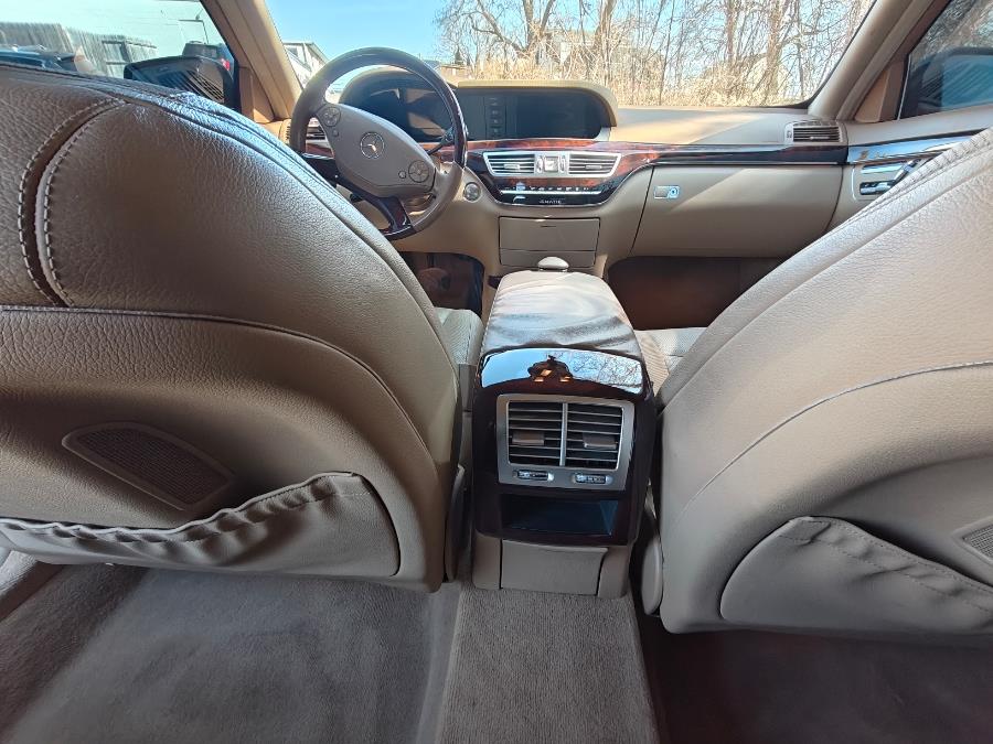 2013 Mercedes-Benz S-Class S550 4MATIC photo