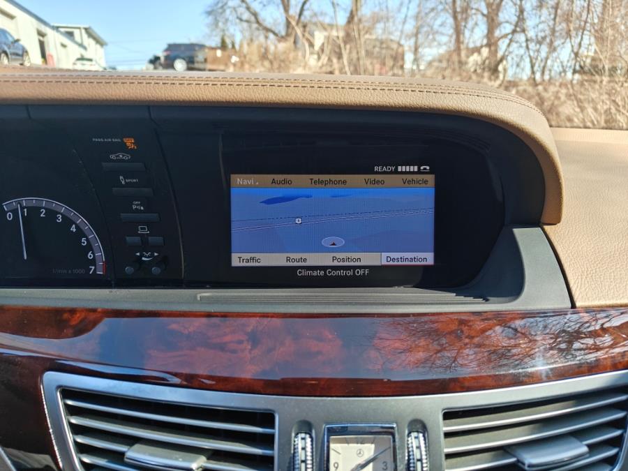 2013 Mercedes-Benz S-Class S550 4MATIC photo