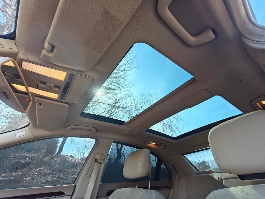 2013 Mercedes-Benz S-Class S550 4MATIC photo