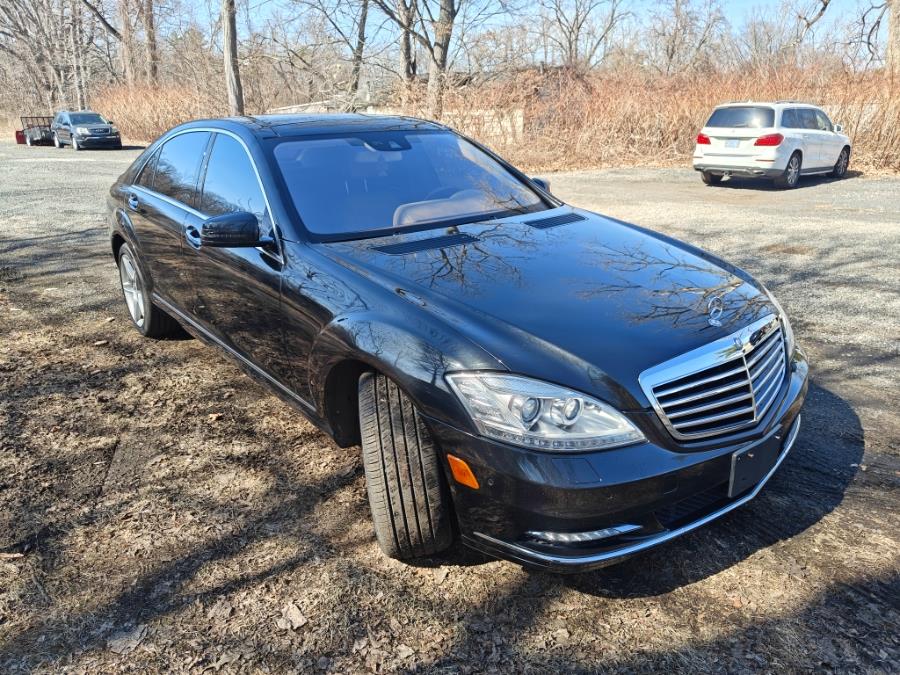 2013 Mercedes-Benz S-Class S550 4MATIC photo