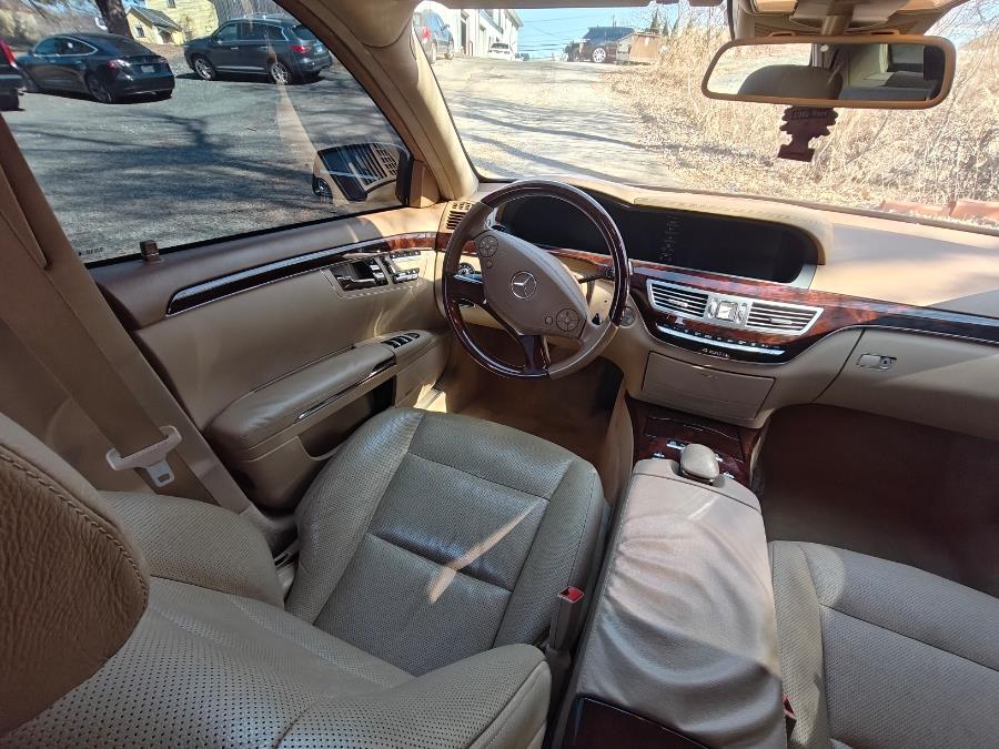 2013 Mercedes-Benz S-Class S550 4MATIC photo