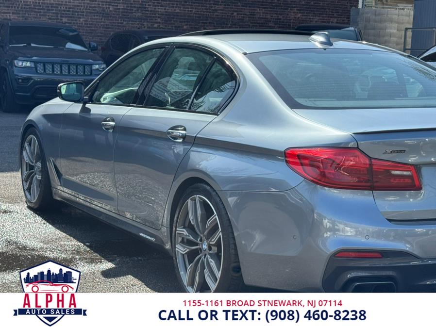2018 BMW 5-Series M550i xDrive Sedan photo