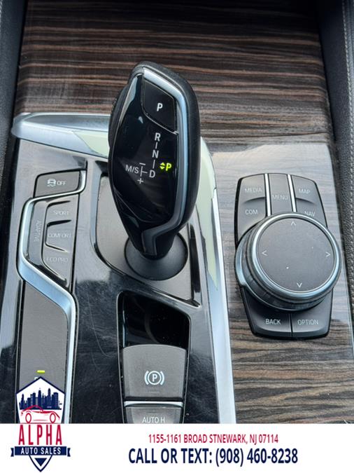 2018 BMW 5-Series M550i xDrive Sedan photo