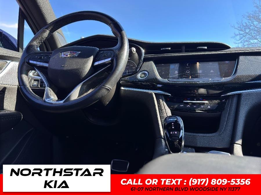 2021 Cadillac XT6 Sport photo