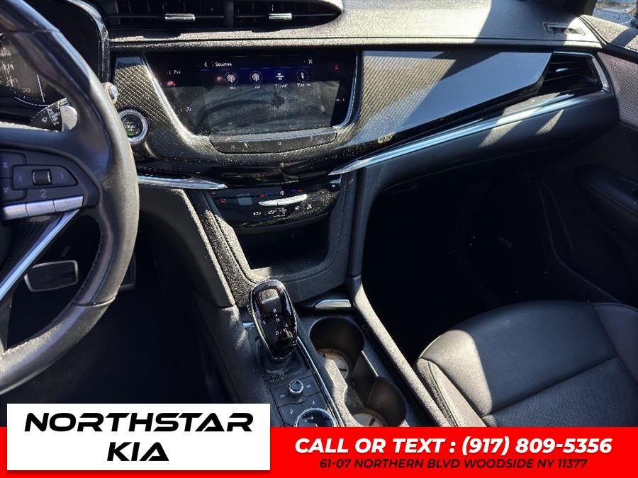 2021 Cadillac XT6 Sport photo