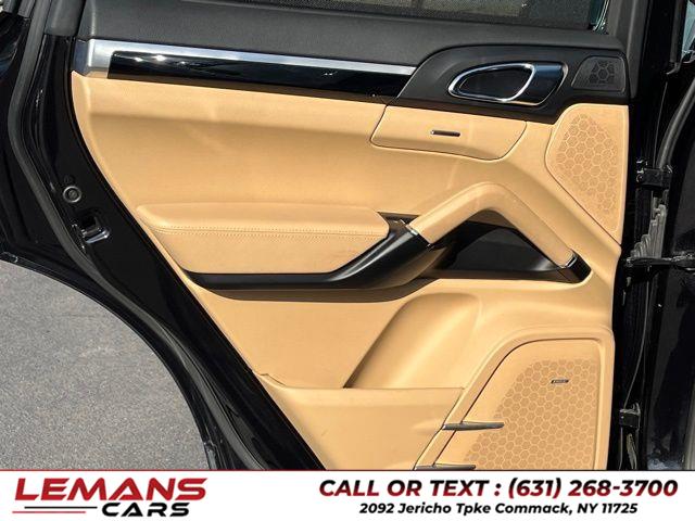 2015 Porsche Cayenne Diesel photo