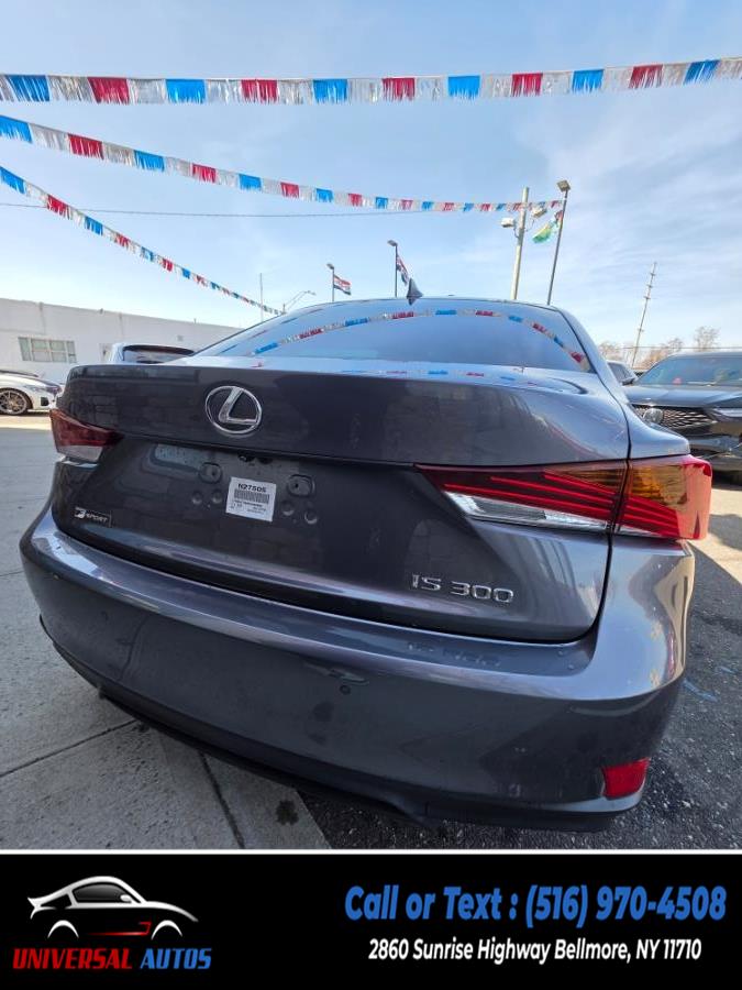 2019 Lexus IS IS photo