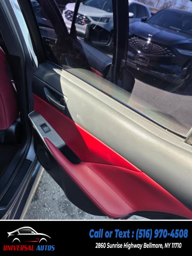 2019 Lexus IS IS photo
