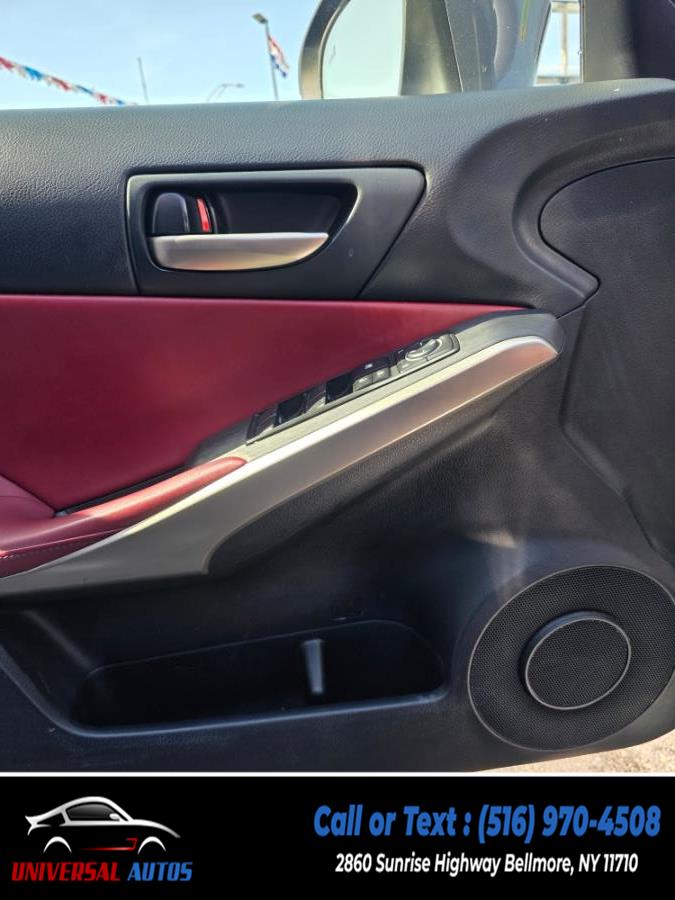 2019 Lexus IS IS photo
