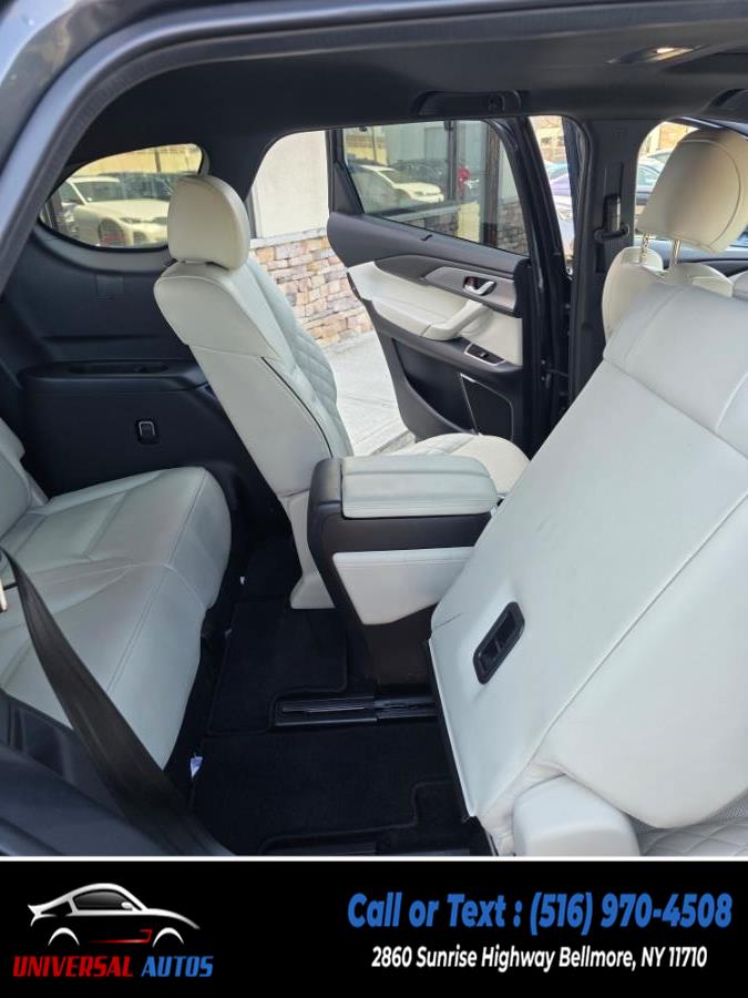 2023 Mazda CX-9 Signature AWD photo