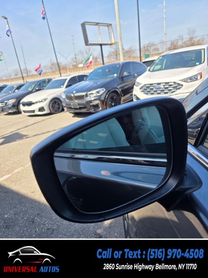 2023 Mazda CX-9 Signature AWD photo