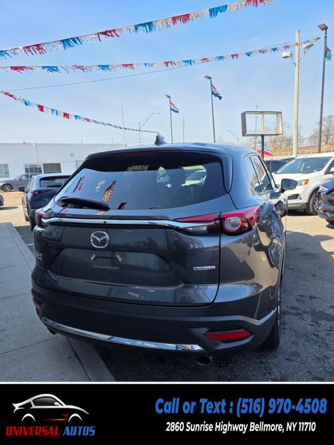 2023 Mazda CX-9 Signature AWD photo