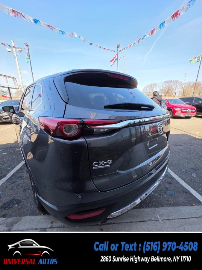 2023 Mazda CX-9 Signature AWD photo