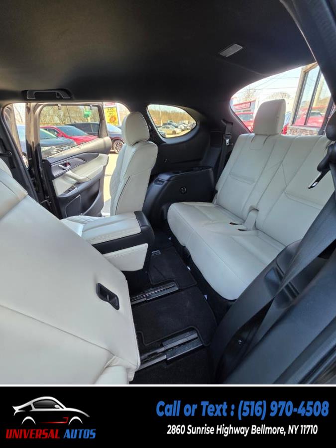 2023 Mazda CX-9 Signature AWD photo