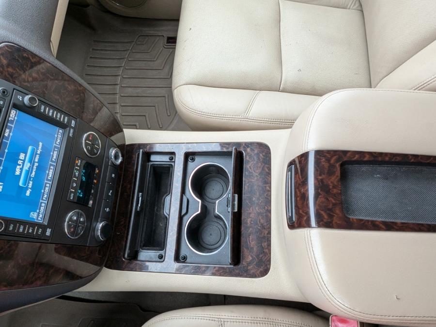 2010 GMC Yukon Denali photo