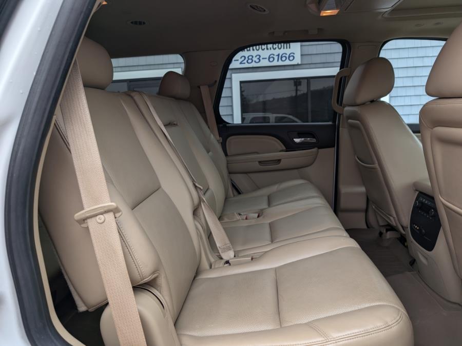 2010 GMC Yukon Denali photo