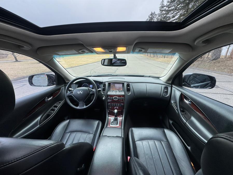 2017 Infiniti QX50 AWD photo
