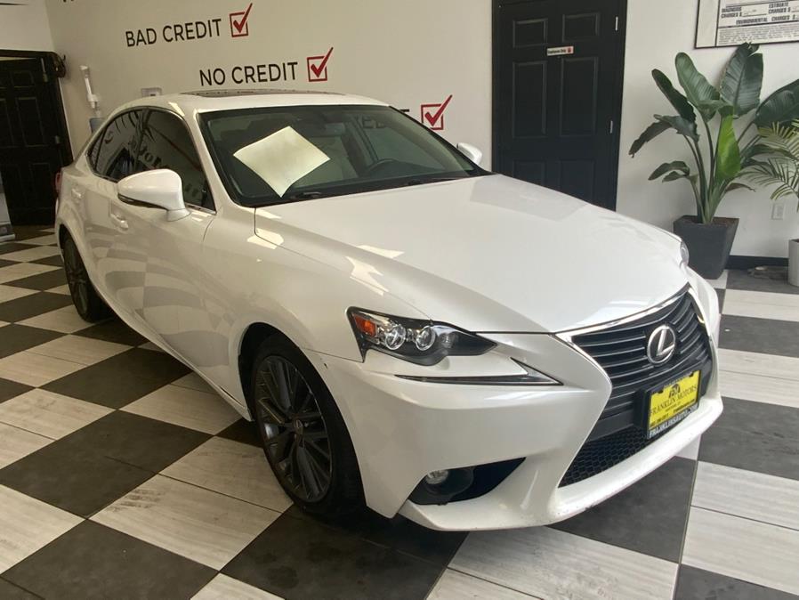2015 Lexus IS 250 photo
