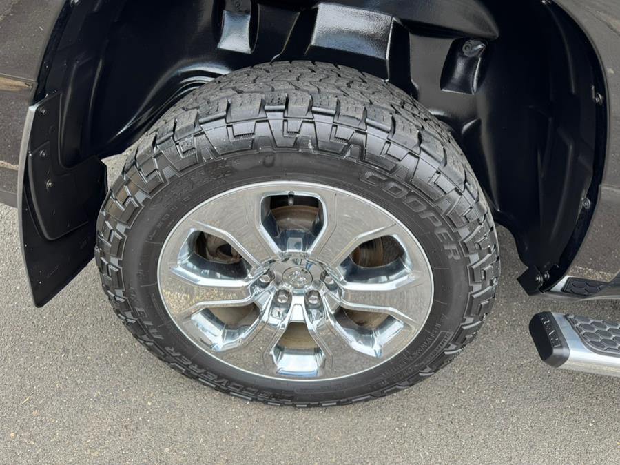2019 RAM 1500 Big Horn/Lone Star 4x4 Crew Ca photo