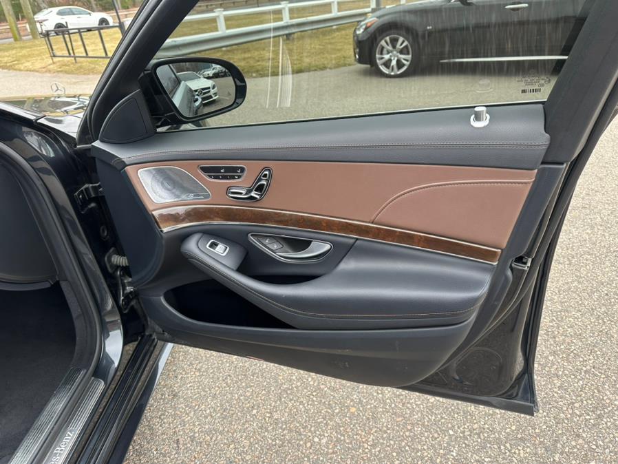 2016 Mercedes-Benz S-Class 4dr Sdn S 550 4MATIC photo