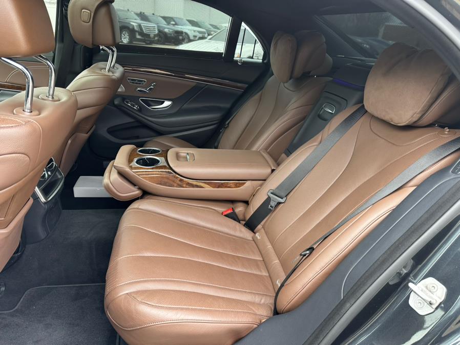 2016 Mercedes-Benz S-Class 4dr Sdn S 550 4MATIC photo