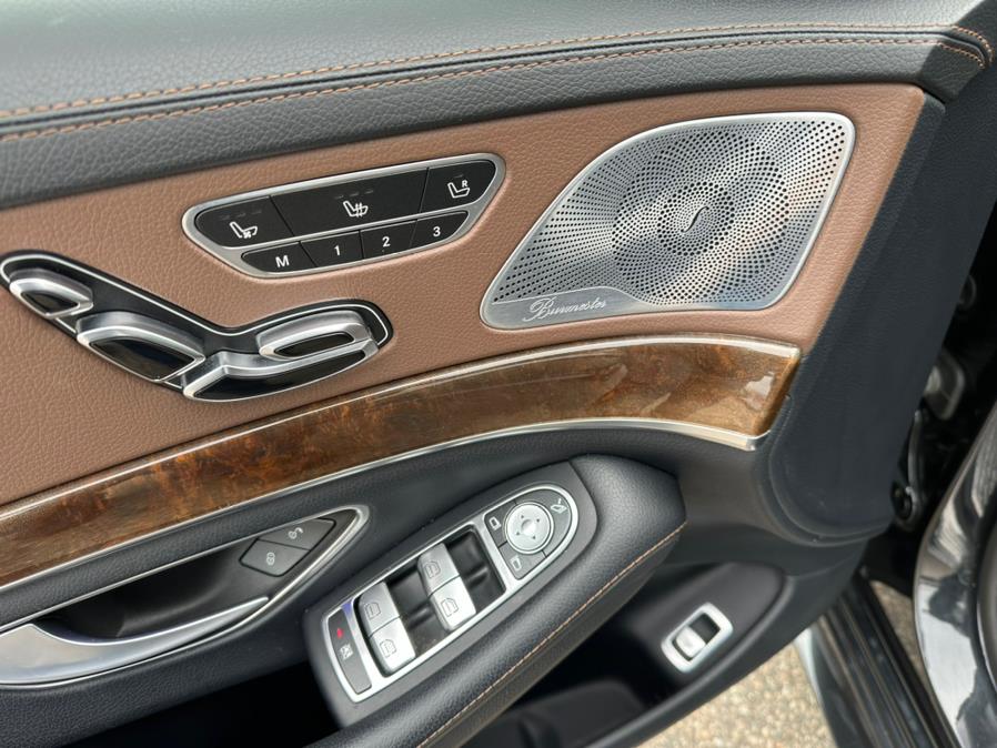 2016 Mercedes-Benz S-Class 4dr Sdn S 550 4MATIC photo
