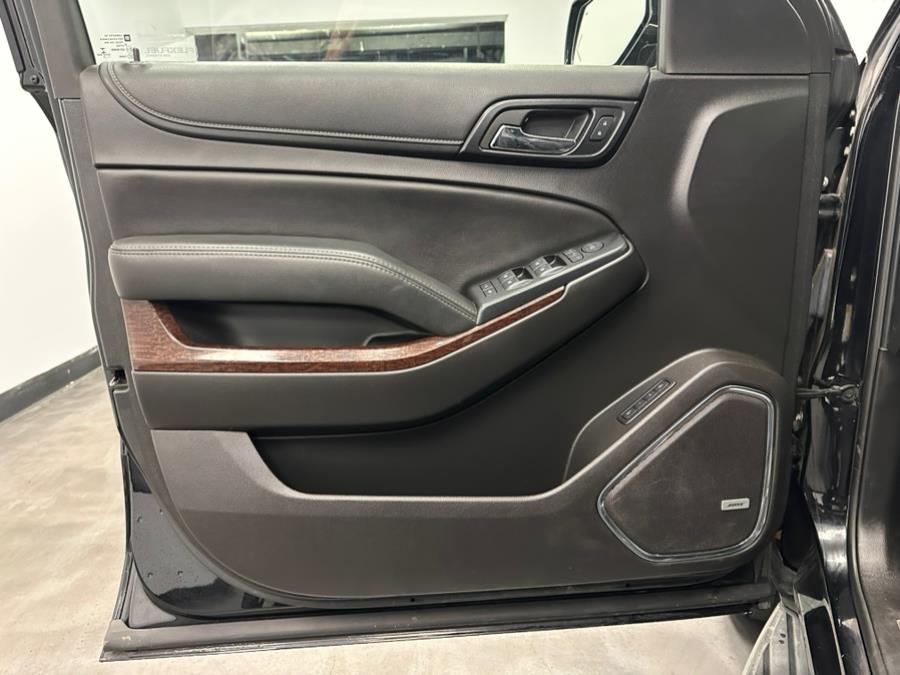 2017 GMC Yukon 4WD 4dr SLT photo