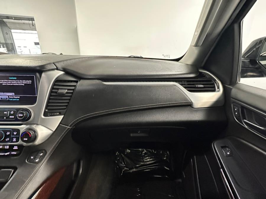 2017 GMC Yukon 4WD 4dr SLT photo