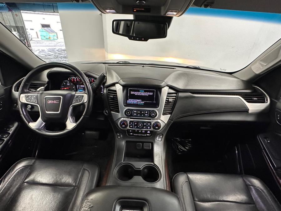 2017 GMC Yukon 4WD 4dr SLT photo