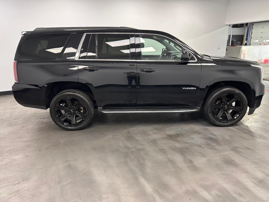 2017 GMC Yukon 4WD 4dr SLT photo