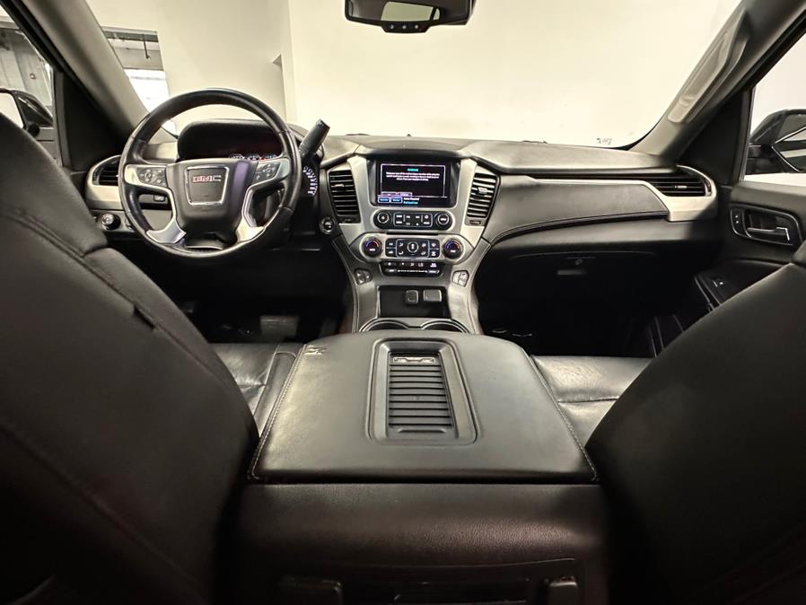 2017 GMC Yukon 4WD 4dr SLT photo