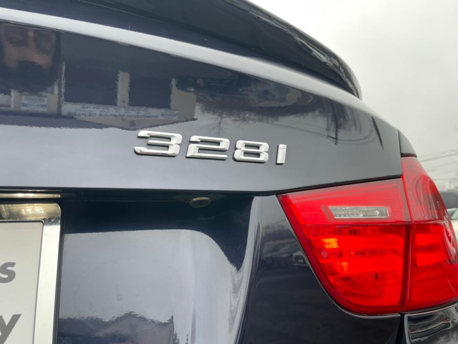 2009 BMW 3-Series 328xi photo