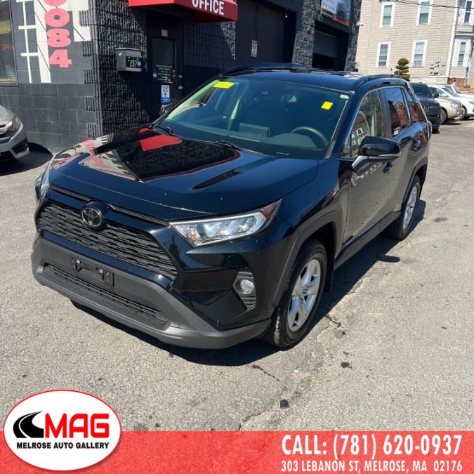 2020 Toyota RAV4 XLE AWD (Natl) photo
