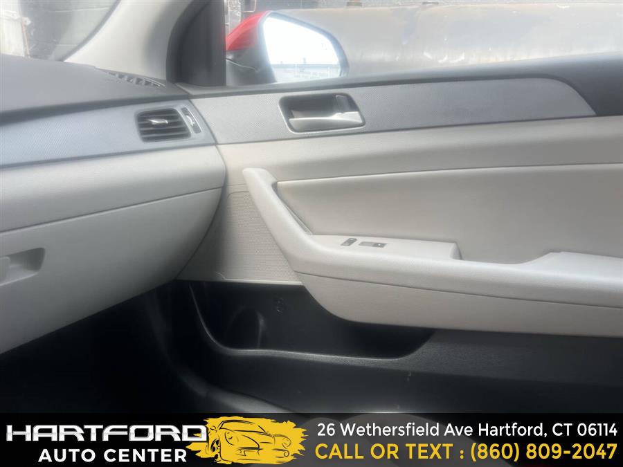 2018 Hyundai Sonata SEL 4dr Sedan photo
