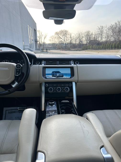 2017 Land Rover Range Rover V8 Supercharged LWB photo