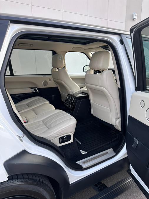 2017 Land Rover Range Rover V8 Supercharged LWB photo