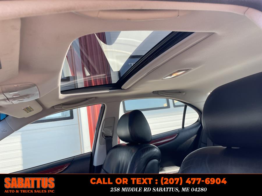 2002 Lexus ES 300 photo