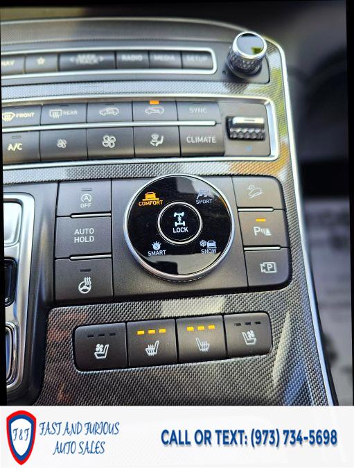 2023 Hyundai Santa Fe Limited Sport Utility 4D photo