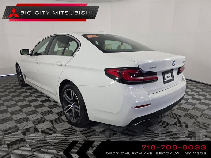 2021 BMW 5-Series 530i xDrive photo