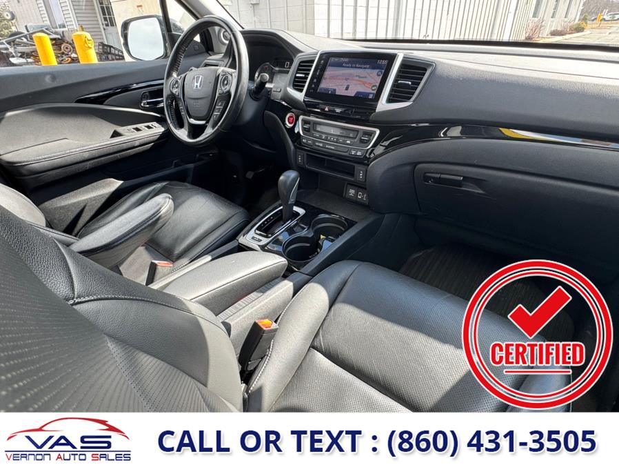 2017 Honda Ridgeline RTL-E 4x4 Crew Cab 5.3'' Bed photo