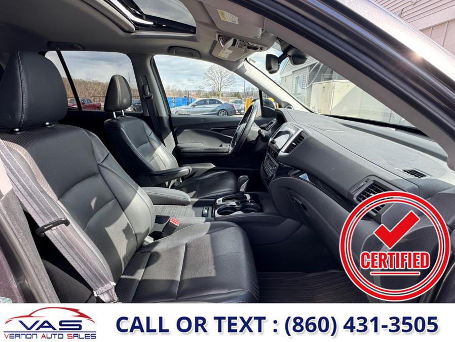 2017 Honda Ridgeline RTL-E 4x4 Crew Cab 5.3'' Bed photo