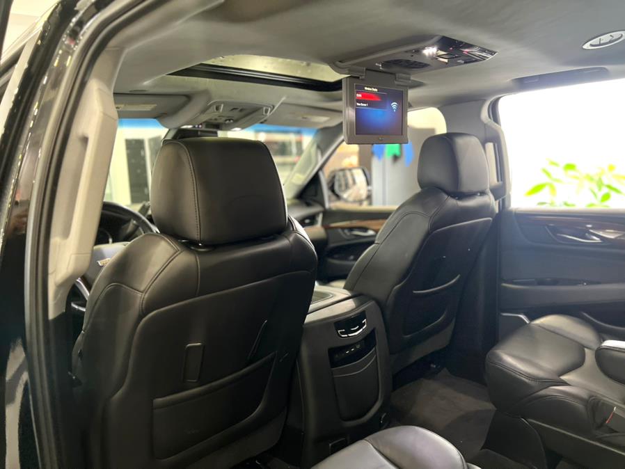 2020 Cadillac Escalade 4WD 4dr Premium Luxury photo
