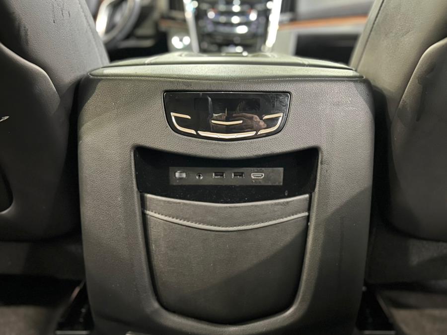2020 Cadillac Escalade 4WD 4dr Premium Luxury photo