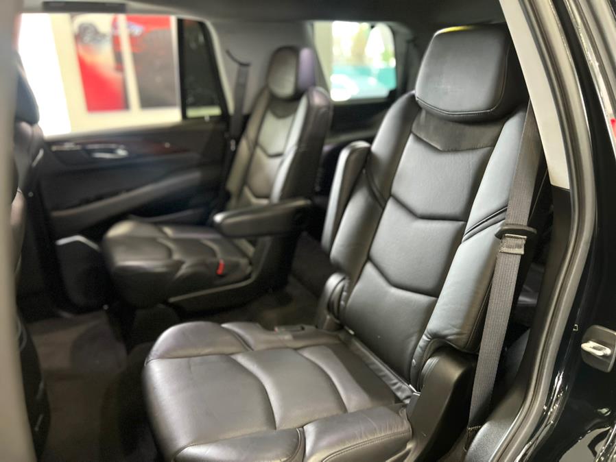 2020 Cadillac Escalade 4WD 4dr Premium Luxury photo