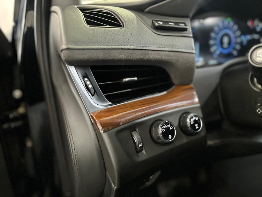 2020 Cadillac Escalade 4WD 4dr Premium Luxury photo